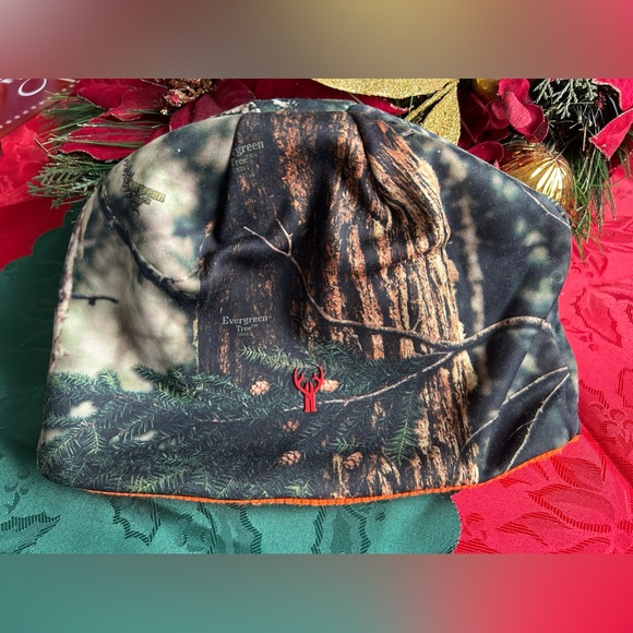 Huntworth Reversable Toque - Picture 5 of 5